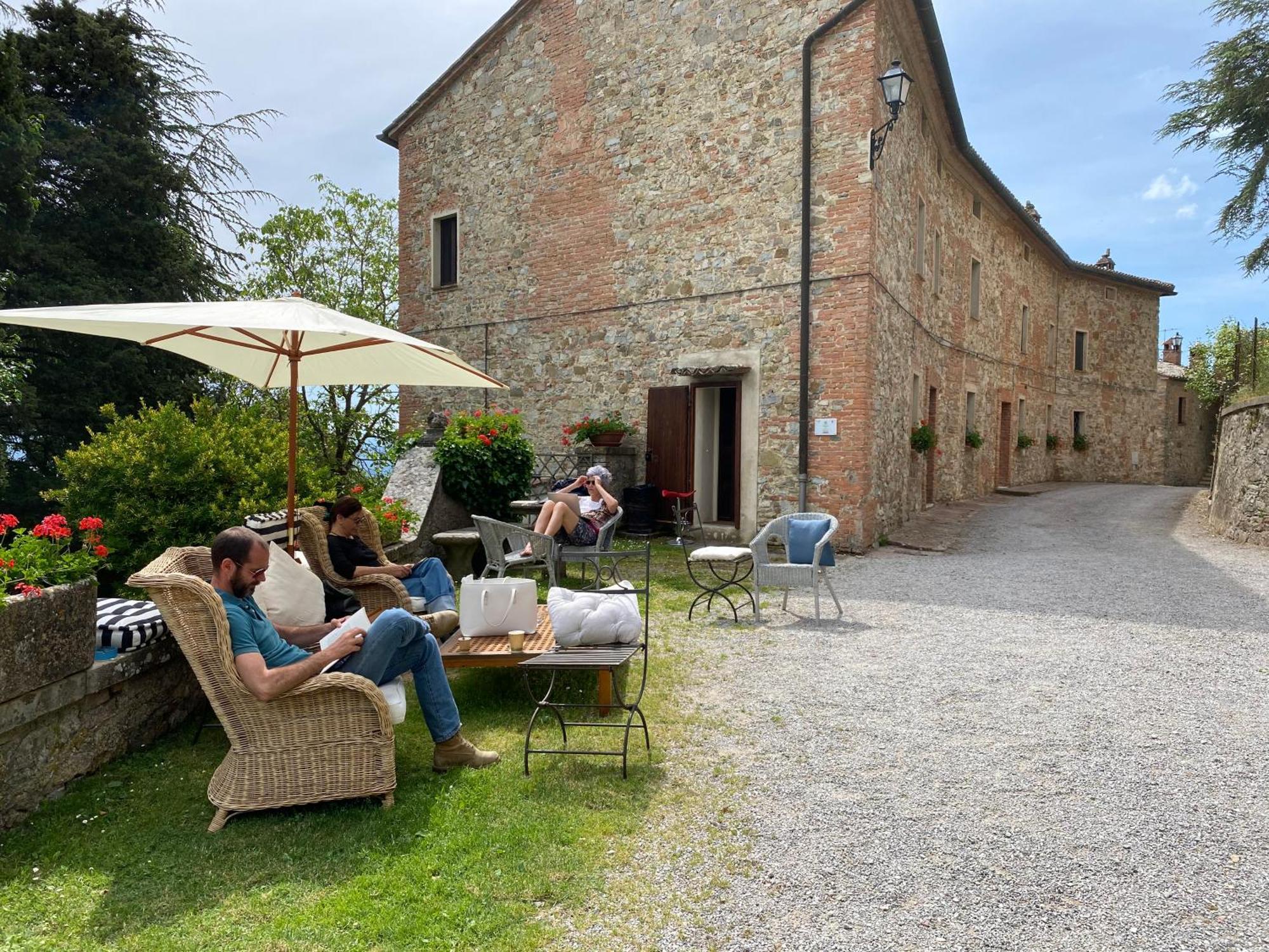 Borgo Di Camporsevoli Villa Buitenkant foto