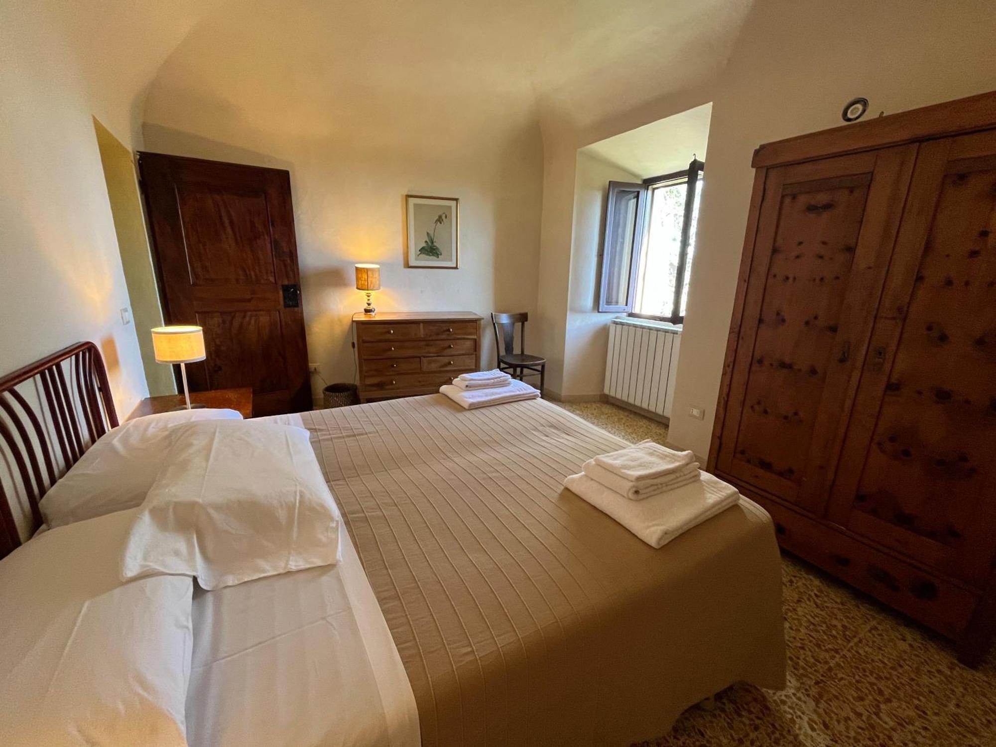 Borgo Di Camporsevoli Villa Buitenkant foto