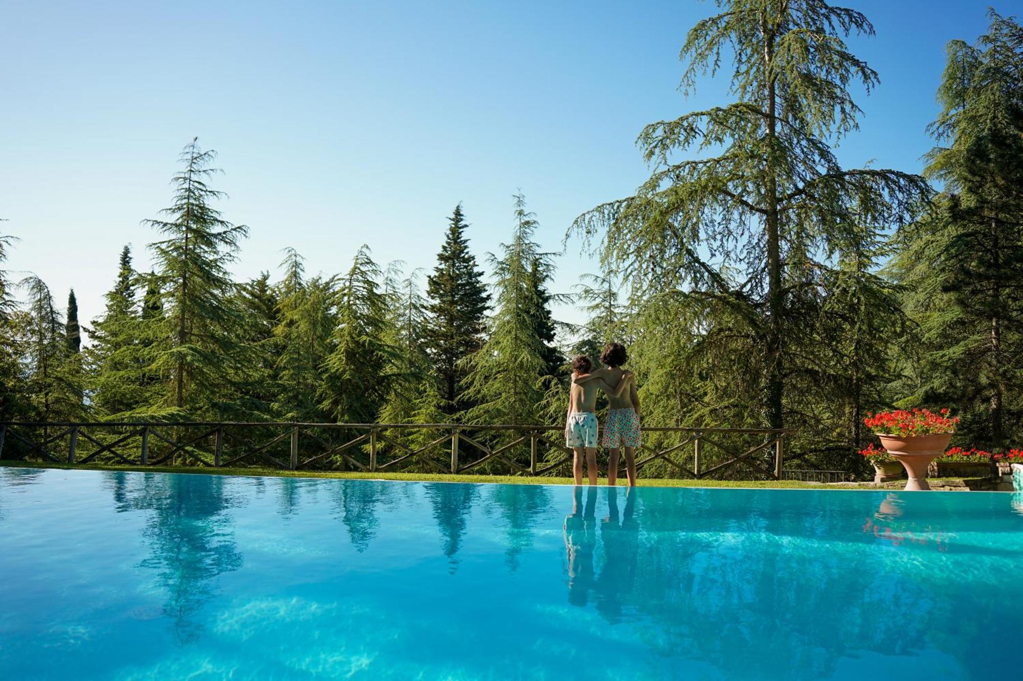Borgo Di Camporsevoli Villa Buitenkant foto